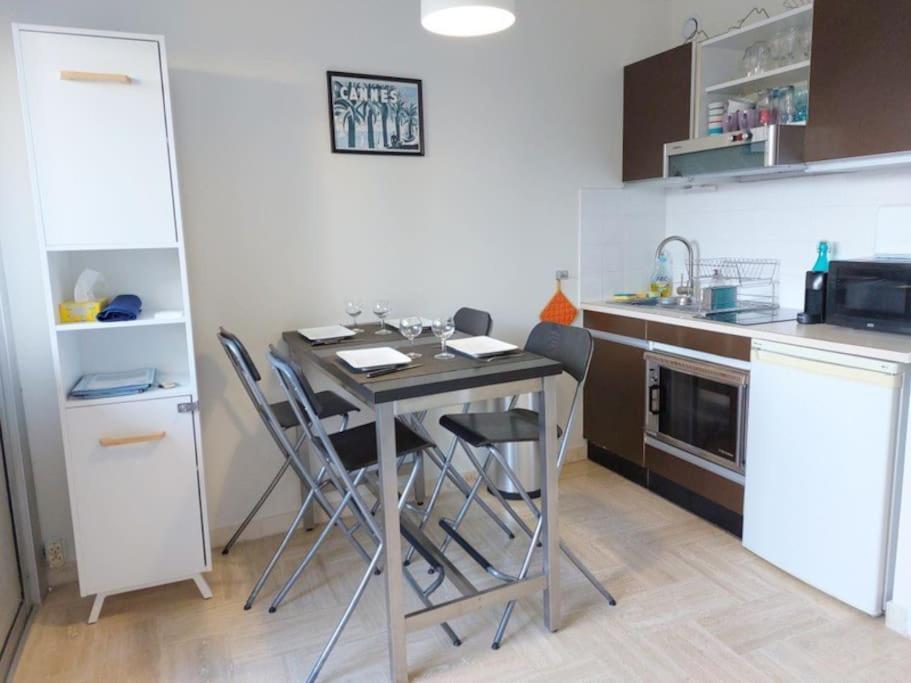 Studio Eleverca 3*- Rez De Jardin Terrasse - Axelle Loc'Appart มองเดอลิเยอลานาปูล ภายนอก รูปภาพ