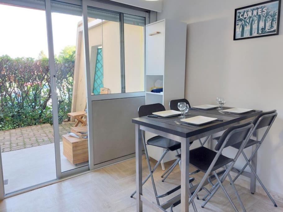 Studio Eleverca 3*- Rez De Jardin Terrasse - Axelle Loc'Appart มองเดอลิเยอลานาปูล ภายนอก รูปภาพ