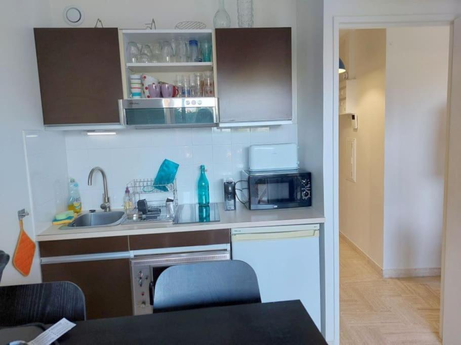 Studio Eleverca 3*- Rez De Jardin Terrasse - Axelle Loc'Appart มองเดอลิเยอลานาปูล ภายนอก รูปภาพ